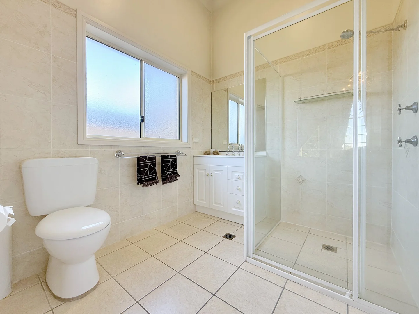 Additional image 14 of 6 Scott Place, Young NSW 2594