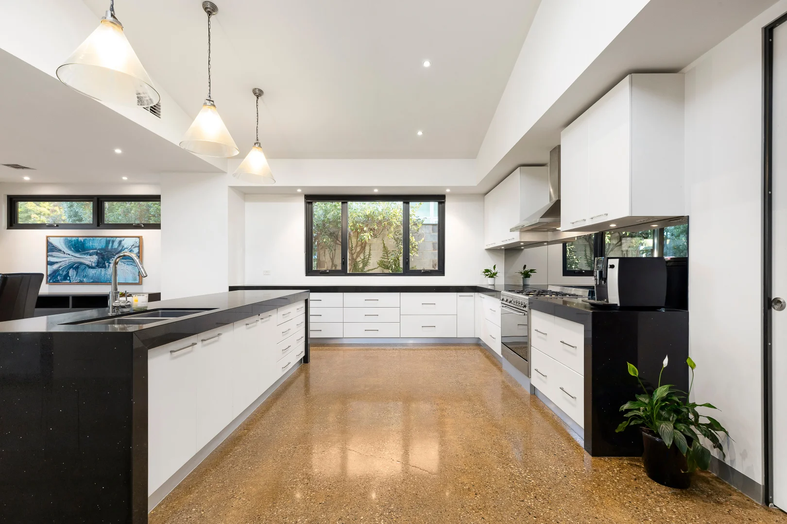 Additional image 3 of 1 Currong Grove, Croydon VIC 3136