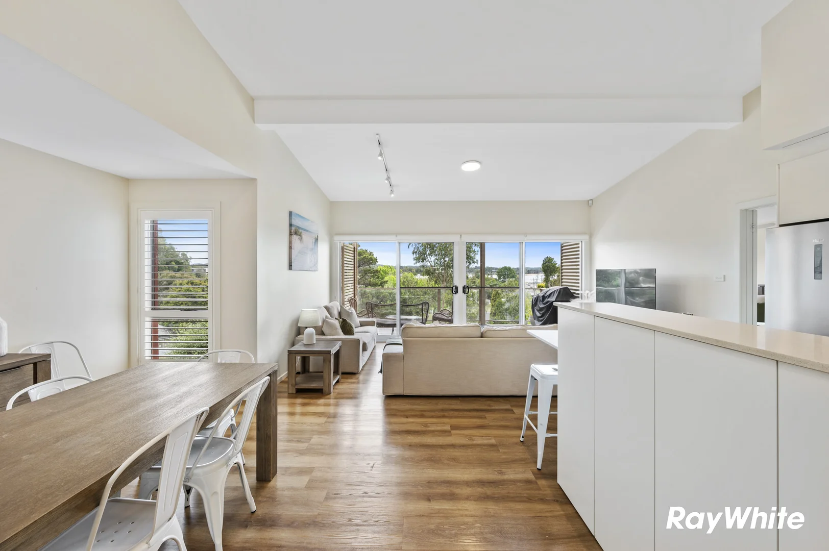 Additional image 8 of 1/19A Bavarde Avenue, Batemans Bay NSW 2536