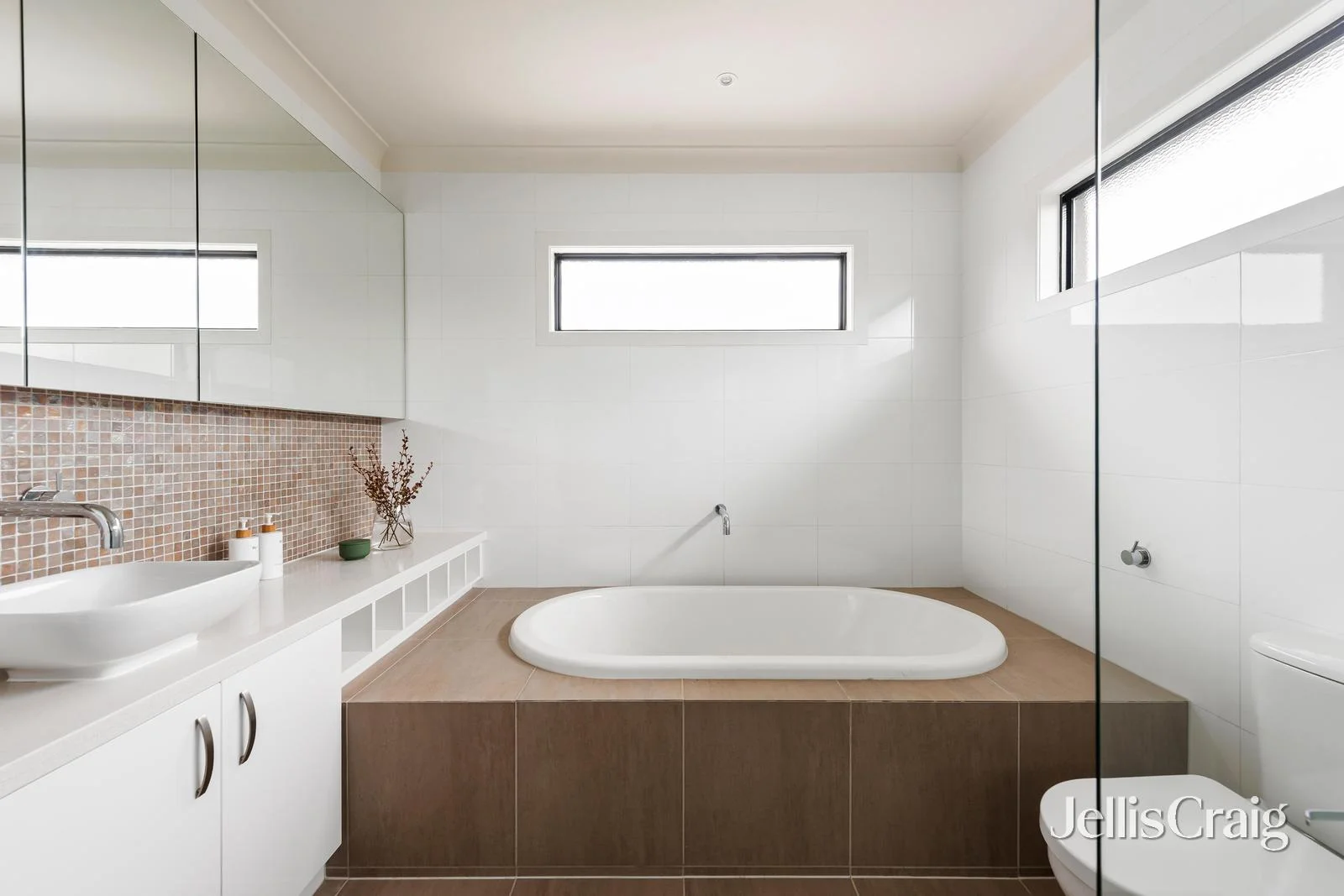 Additional image 10 of 15a Yaralla Road, Bentleigh East VIC 3165