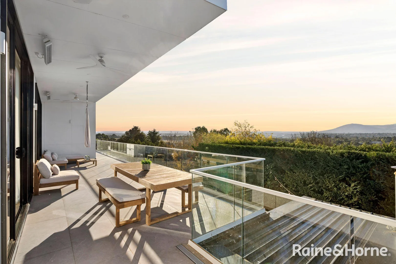 Additional image 8 of 2 Pindara Place, Gisborne VIC 3437