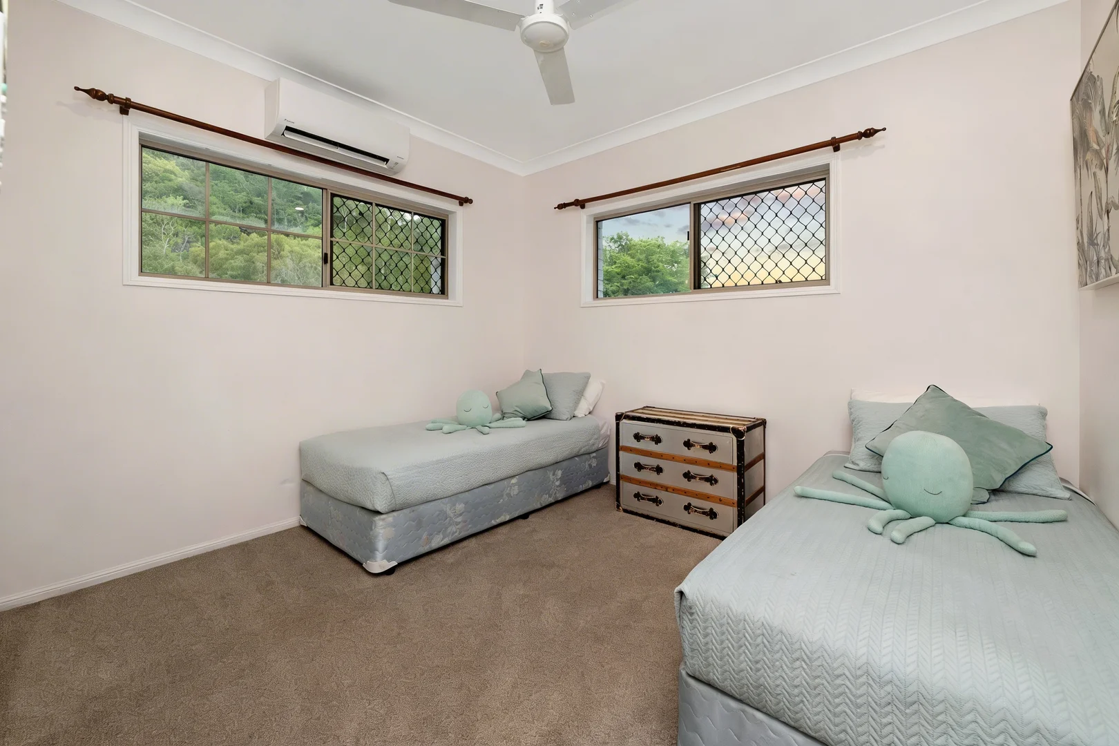 Additional image 14 of 13 Hastings Street, Mount Louisa QLD 4814
