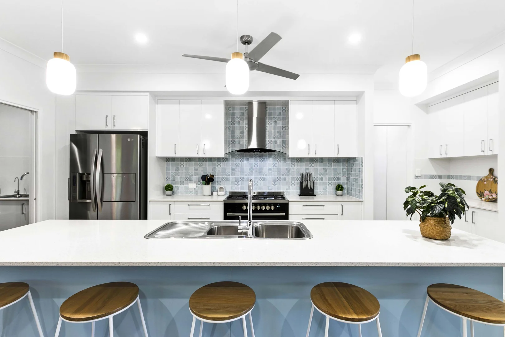 Additional image 4 of 98 Cypress Street, Torquay QLD 4655