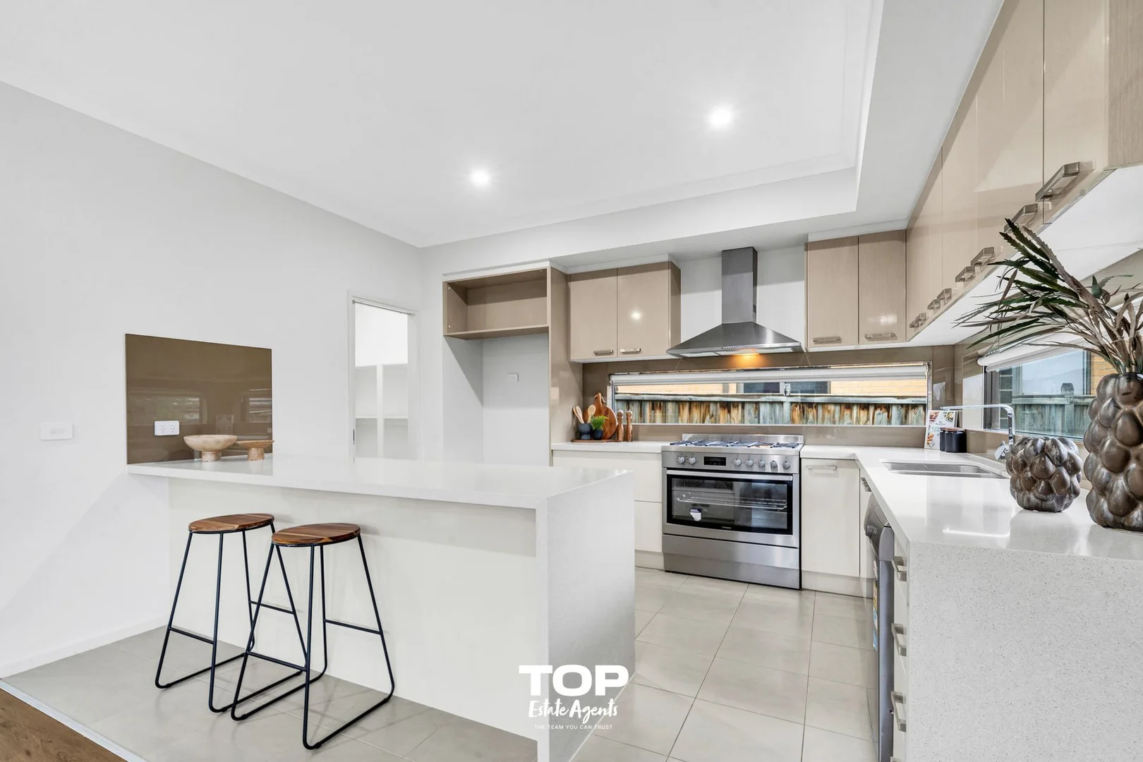 Additional image 12 of 3 Rossiter Retreat, Cranbourne North VIC 3977