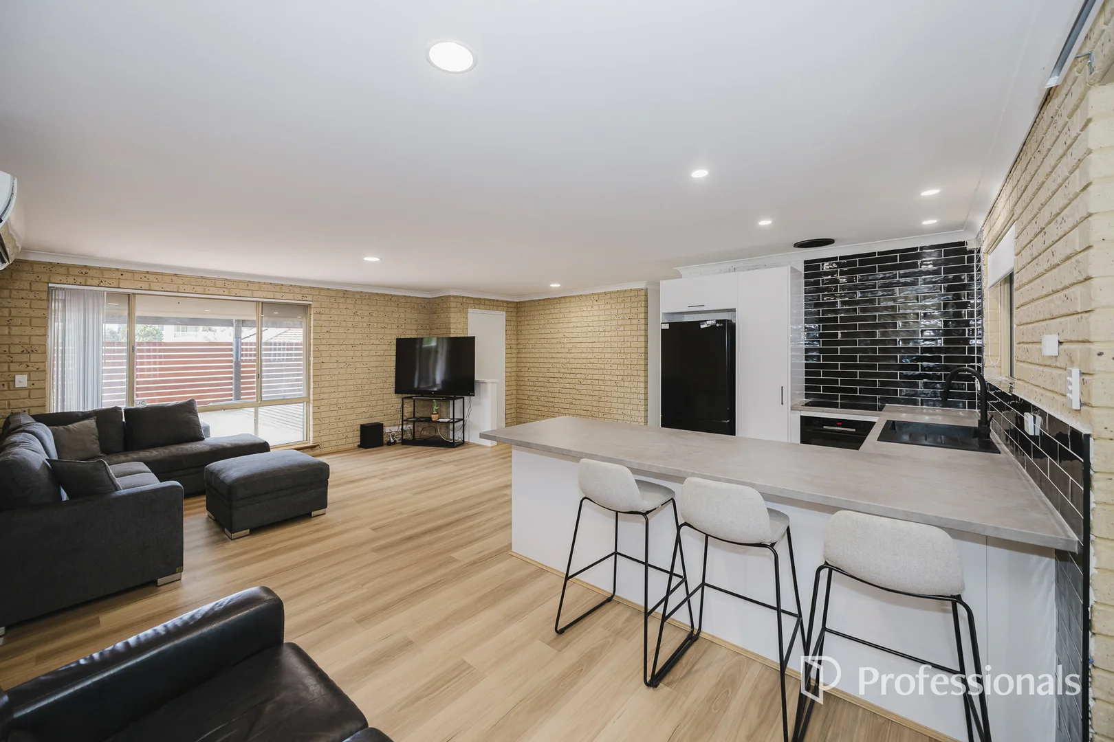 Additional image 5 of 7A Chrisp Place, Yanchep WA 6035