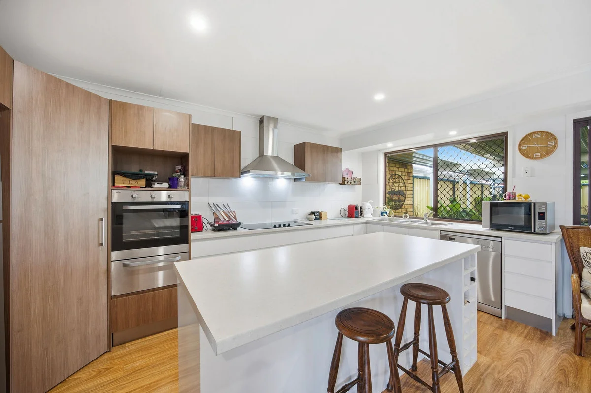 Additional image 8 of 2/4 Cassandra Crescent, Labrador QLD 4215