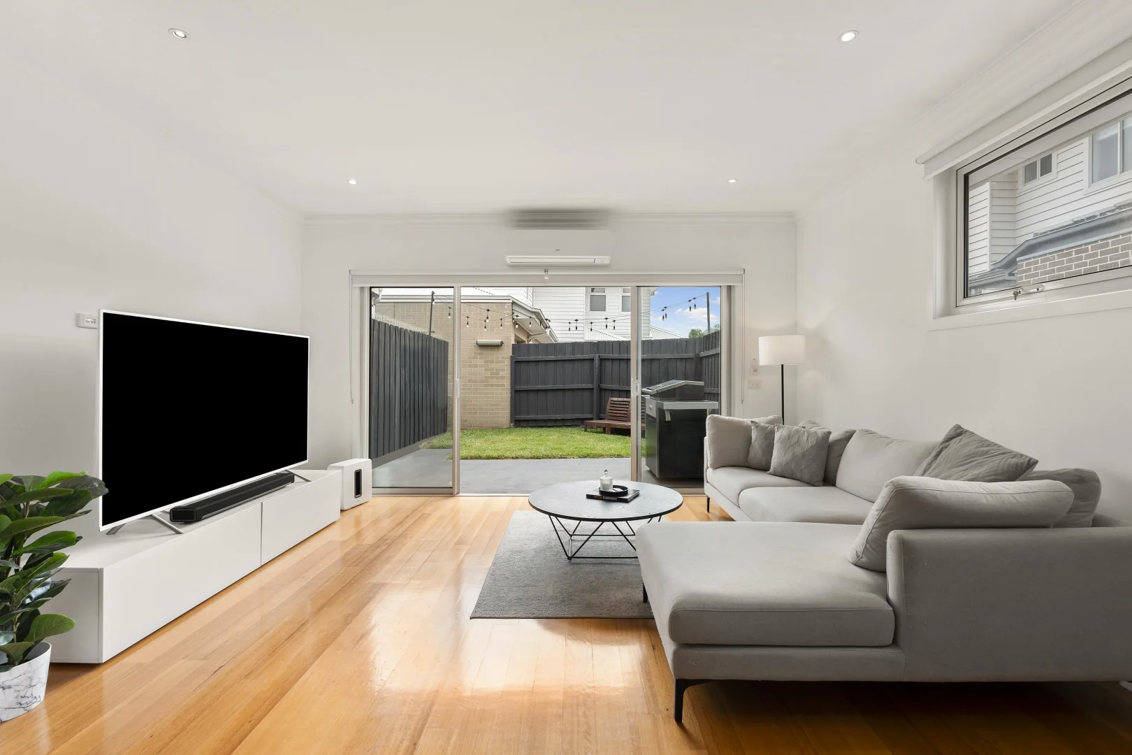 Additional image 3 of 2/13 Adelaide Street, Albion VIC 3020