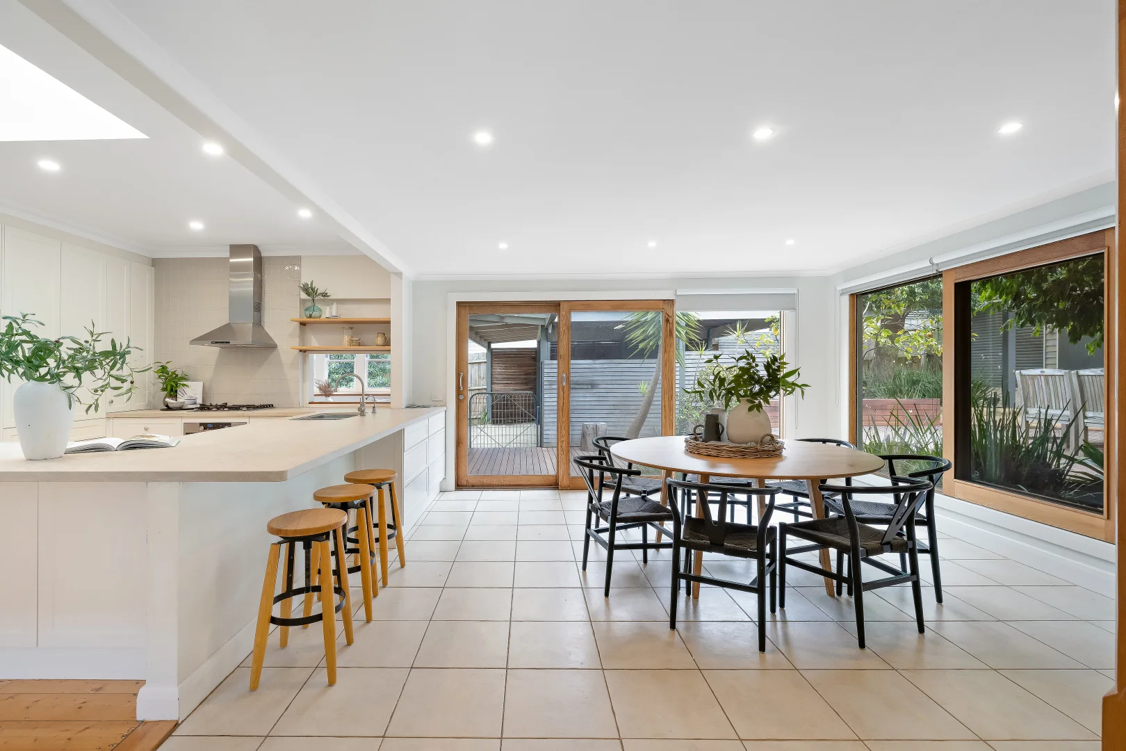 Additional image 4 of 6 Birdwood Avenue, Mornington VIC 3931
