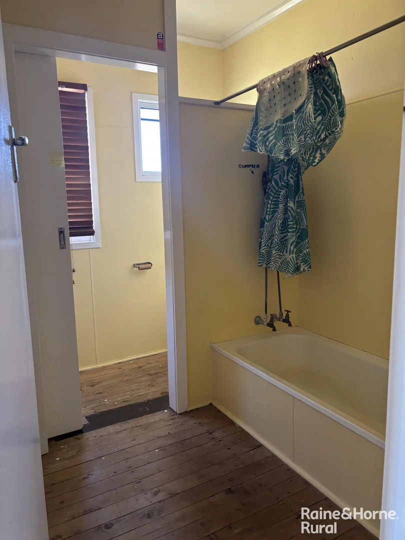 Additional image 8 of 15 Hutton Street, Injune QLD 4454