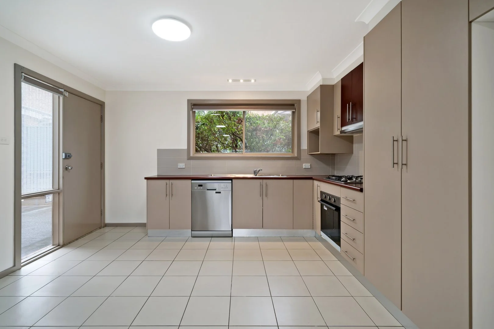 Additional image 3 of 2/27 Henderson Road, Queanbeyan NSW 2620