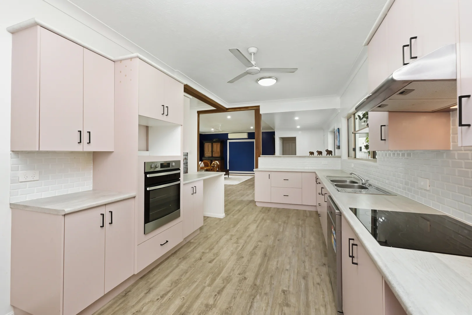 Additional image 4 of 13 Hastings Street, Mount Louisa QLD 4814