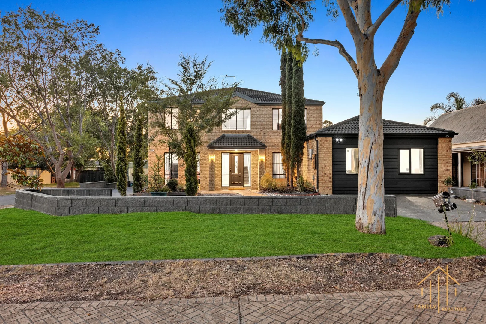 35 Banyalla Drive, Cranbourne West VIC 3977
