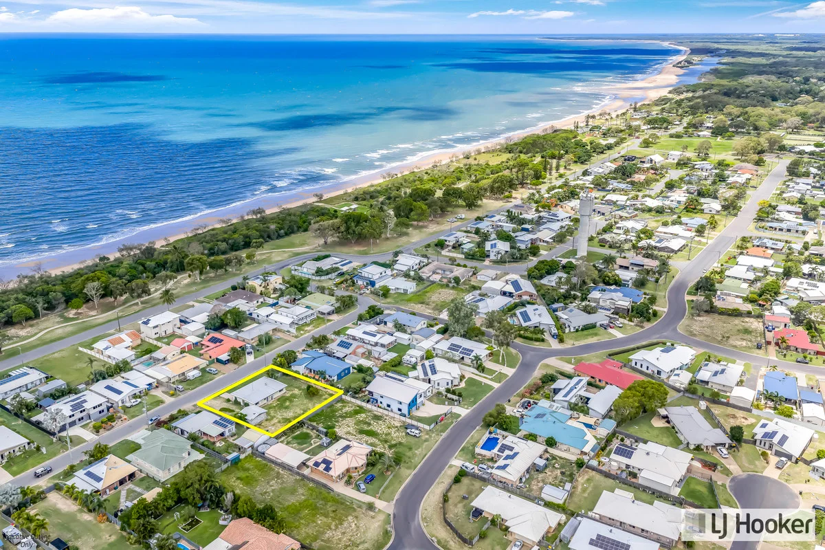 Additional image 26 of 15 Palm Court, Moore Park Beach QLD 4670