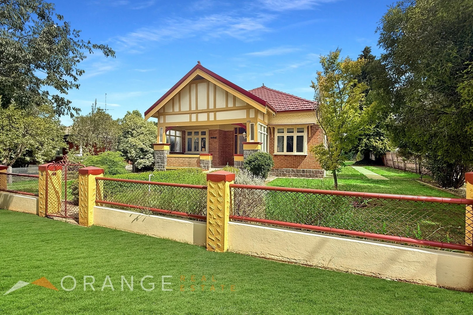 108 Gardiner Road, Orange NSW 2800