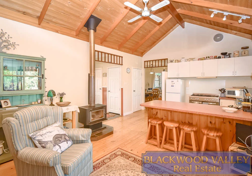 Additional image 3 of 17 Apex Grove, Bridgetown WA 6255