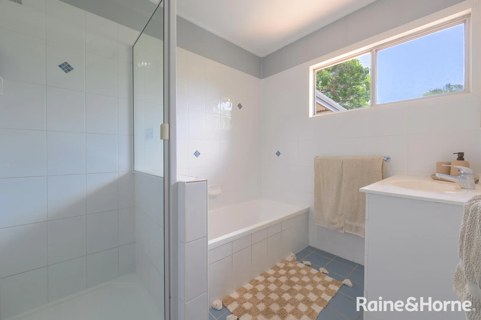 Additional image 15 of 4 Beale Street, West Gladstone QLD 4680