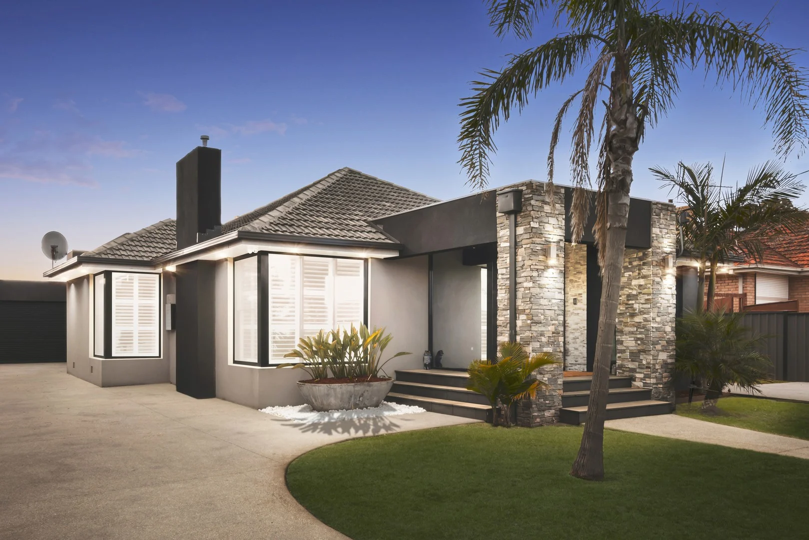 72 Hughes Parade, Reservoir VIC 3073