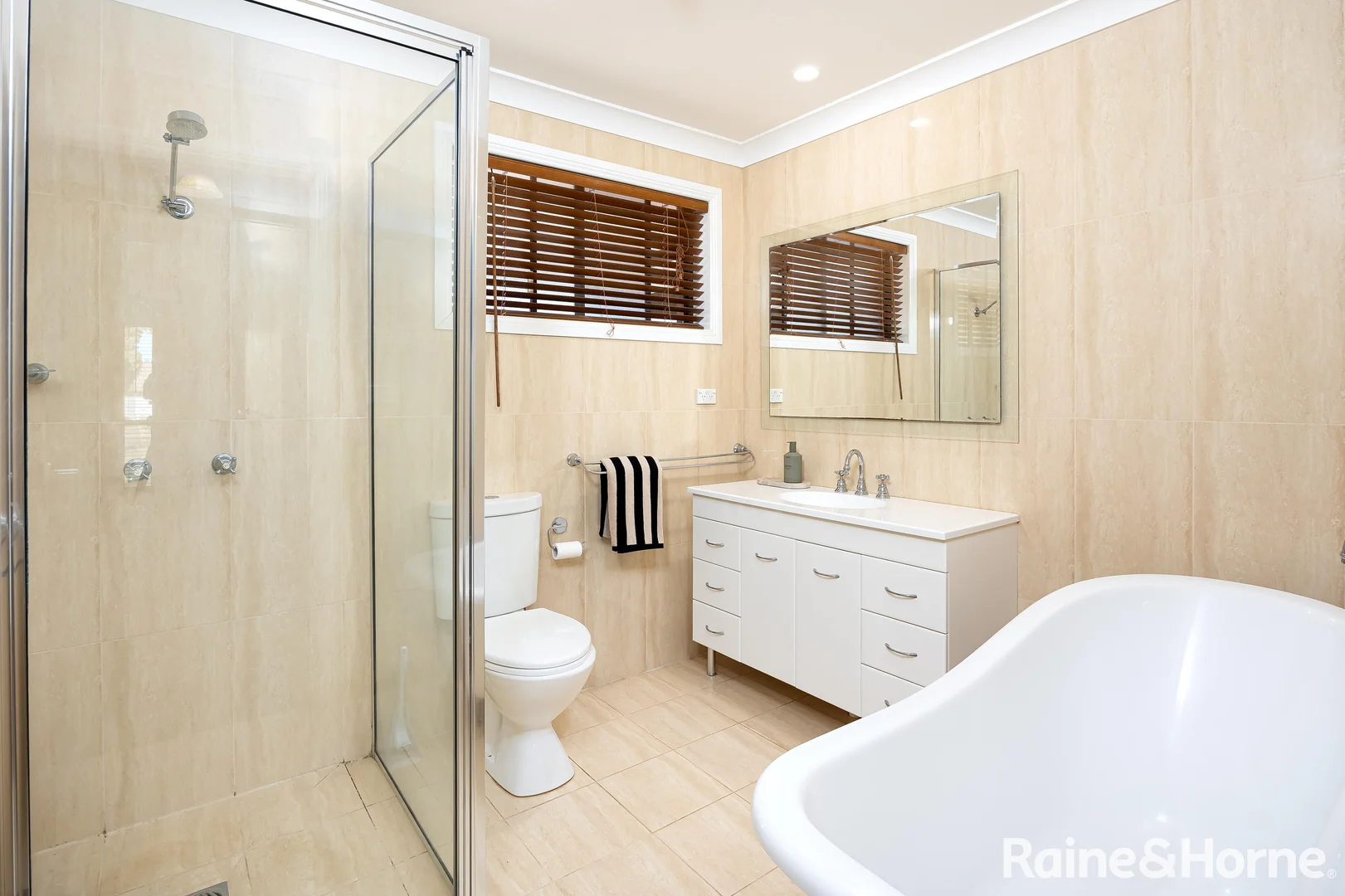 Additional image 10 of 89 Main Street, Lake Albert NSW 2650