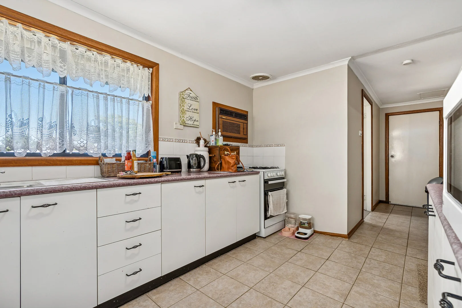 Additional image 9 of 180 Britannia Street, Temora NSW 2666