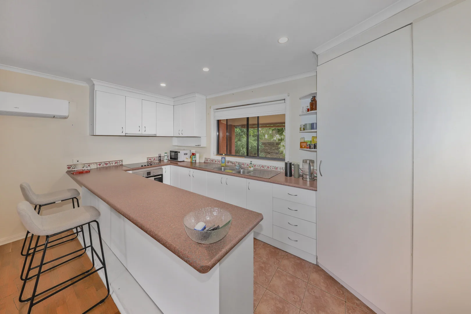 Additional image 8 of 53A & 53B Howick Street, Tumut NSW 2720