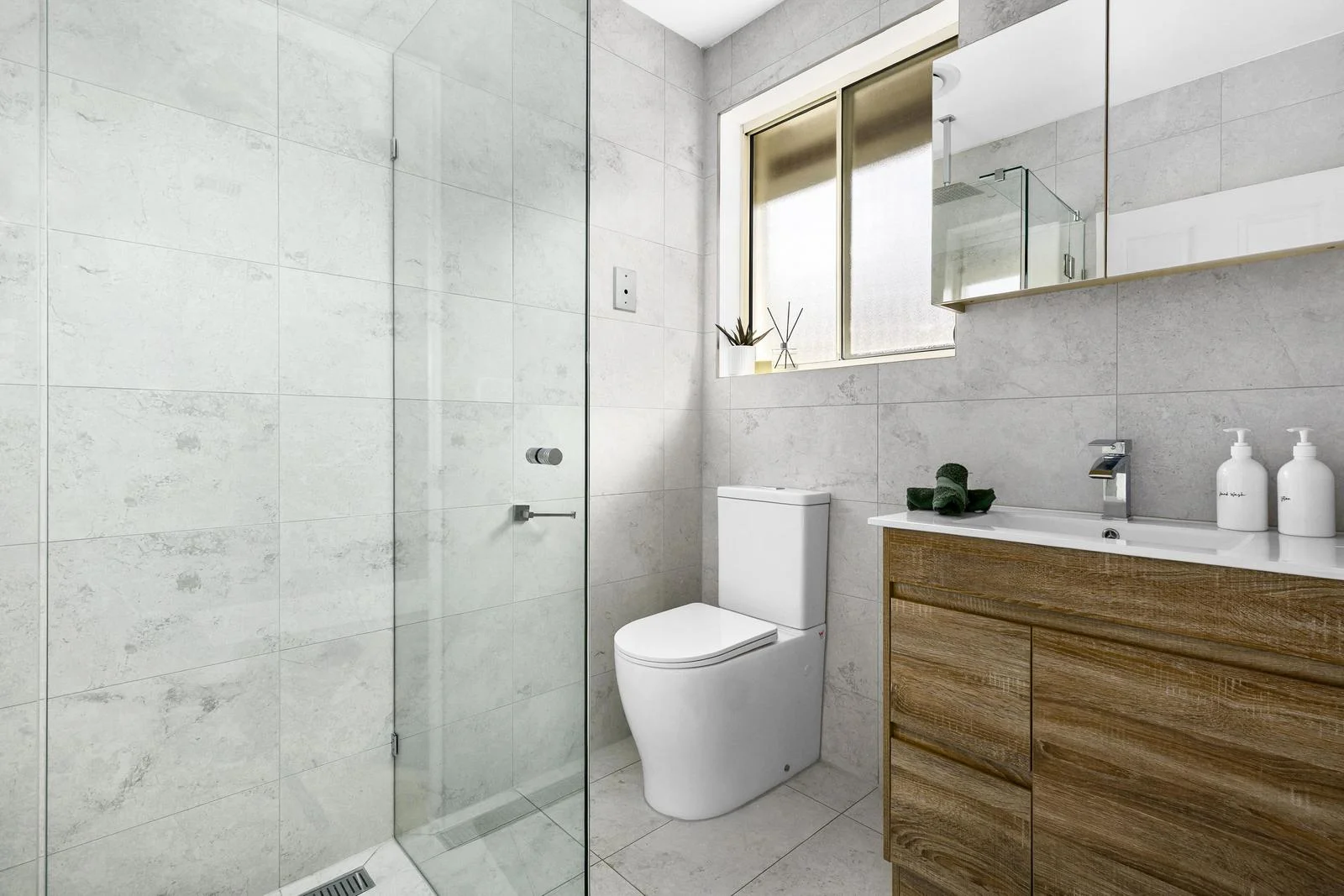 Additional image 8 of 2 Rose Court, Gowanbrae VIC 3043