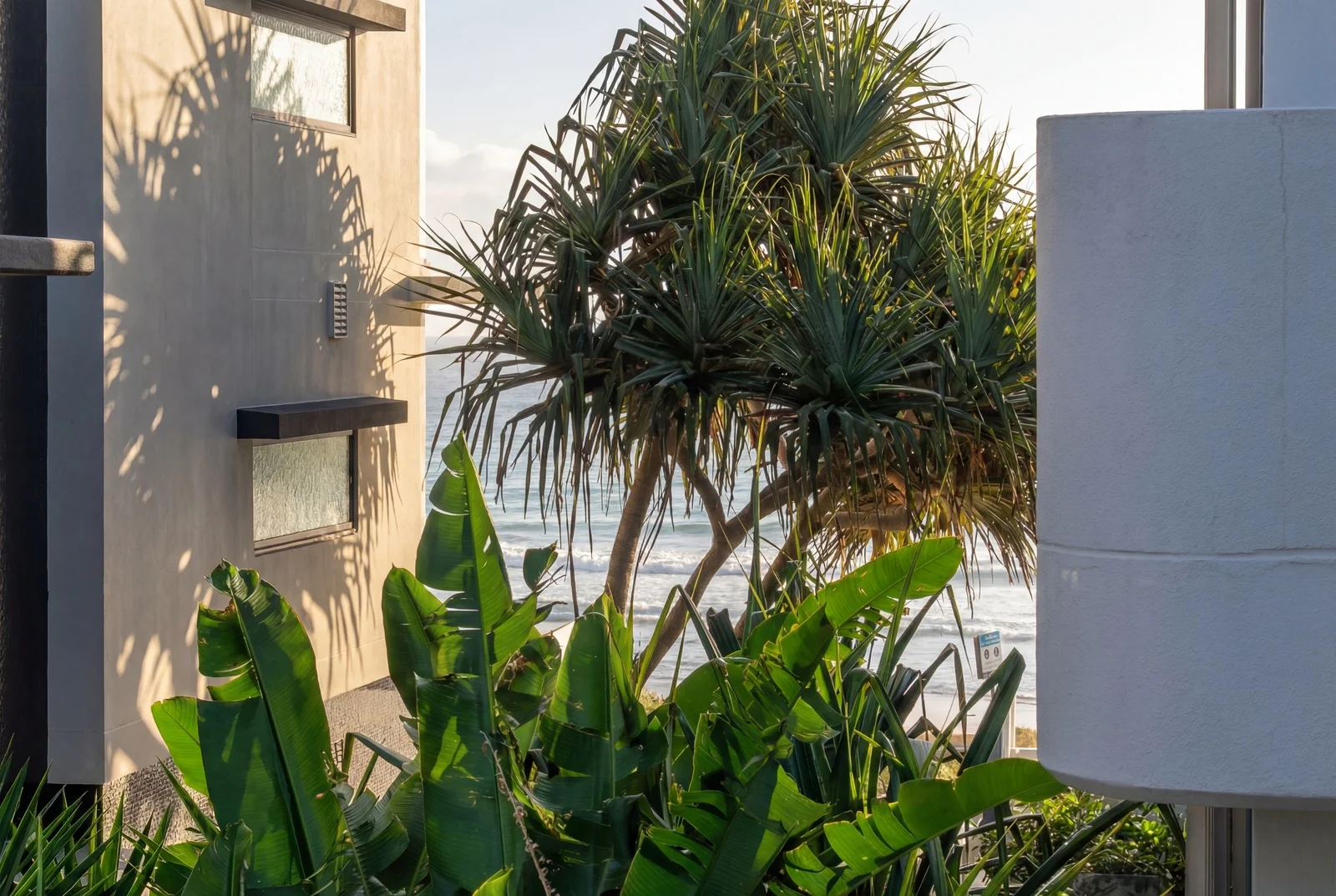 Additional image 8 of 2/1433 Gold Coast Highway, Palm Beach QLD 4221