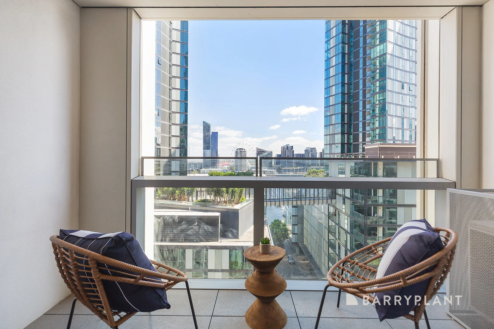 Additional image 2 of 1007W/888 Collins Street, Docklands VIC 3008