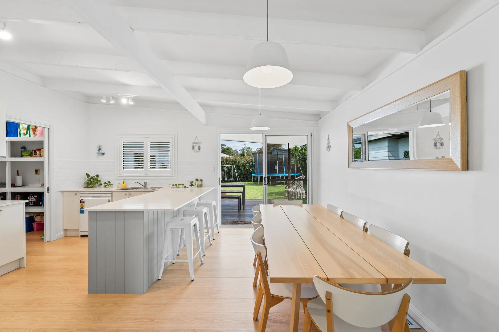 2 Bluebell Avenue, Berkeley Vale NSW 2261