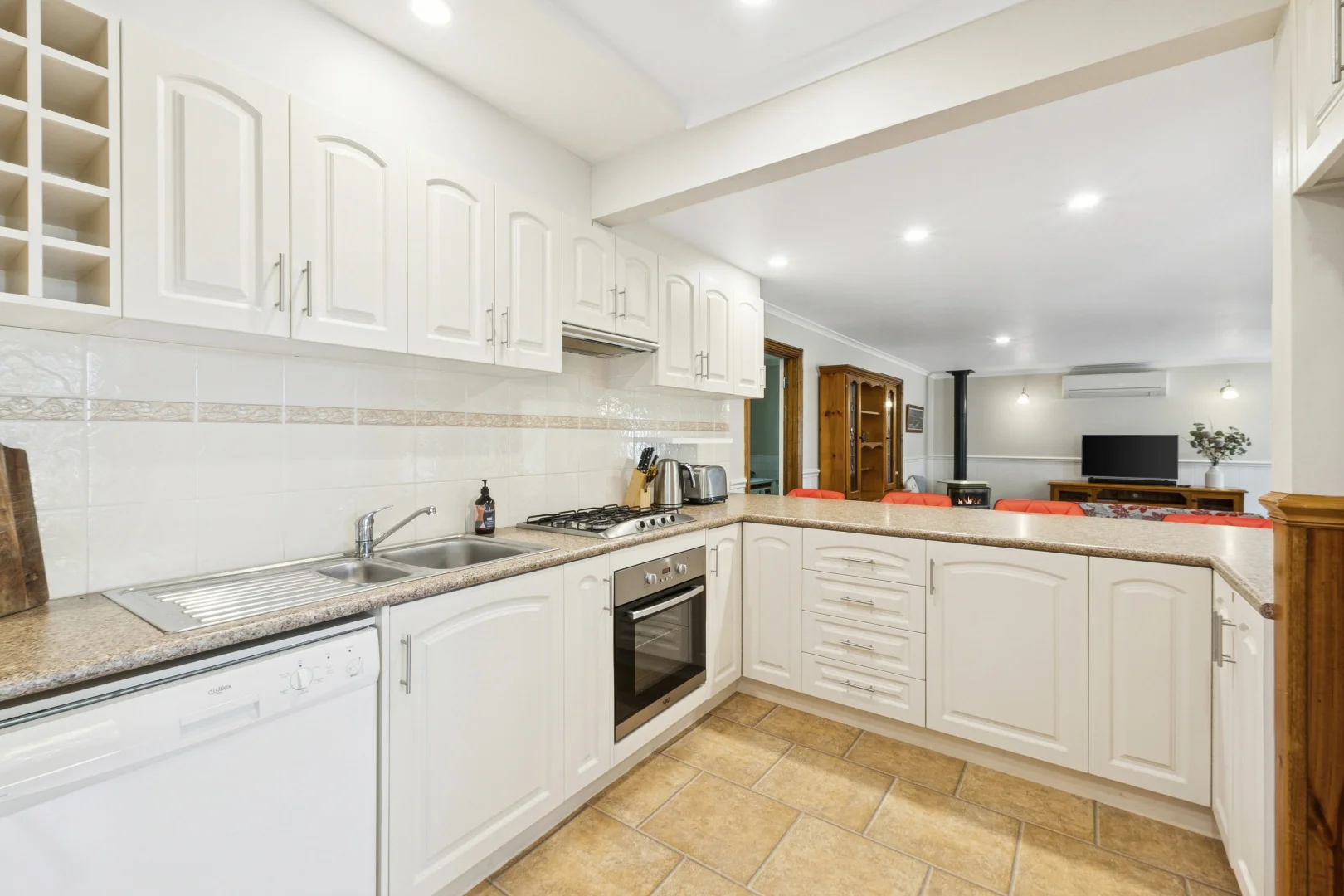 Additional image 45 of 33 Parrott Street, Cobden VIC 3266