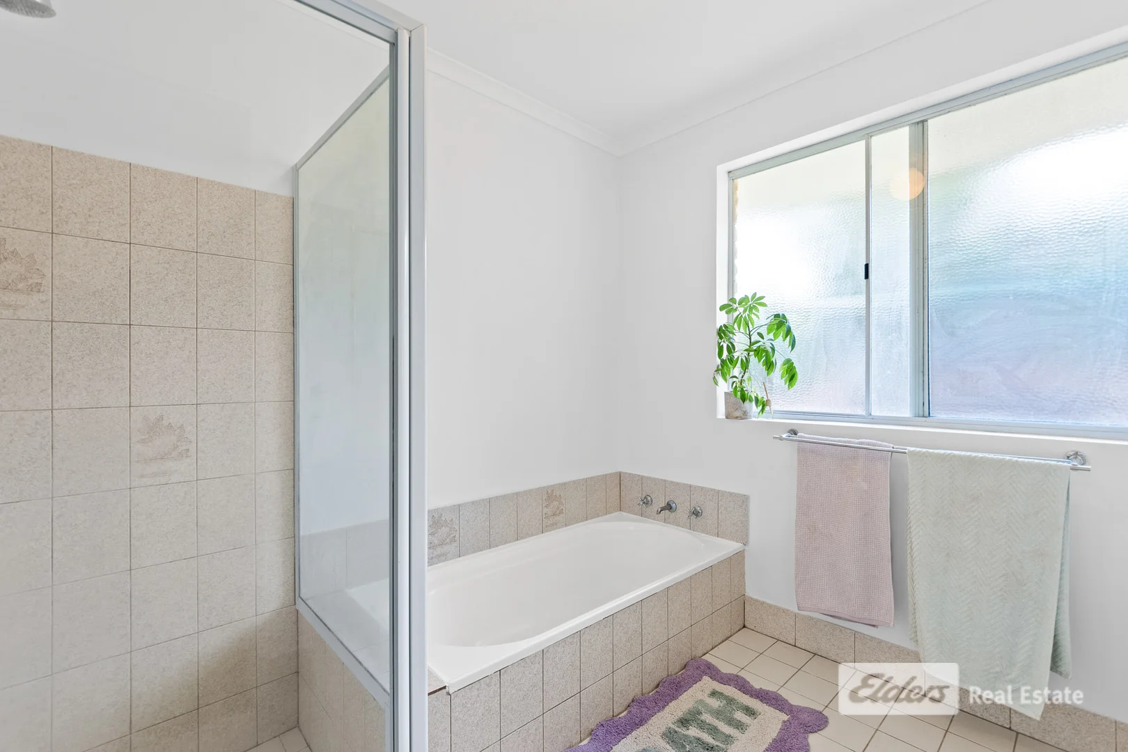 Additional image 24 of 129 Bay View Drive, Little Grove WA 6330