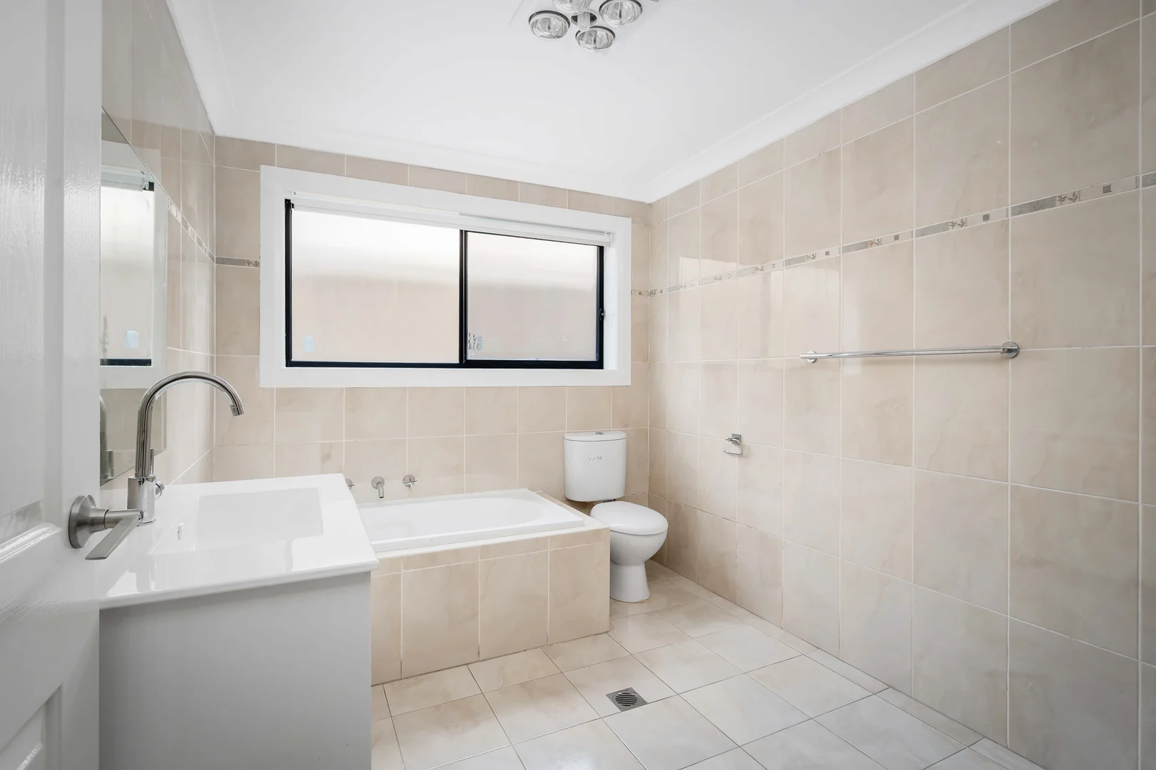 Additional image 4 of 7 Limpopo Crescent, Seven Hills NSW 2147