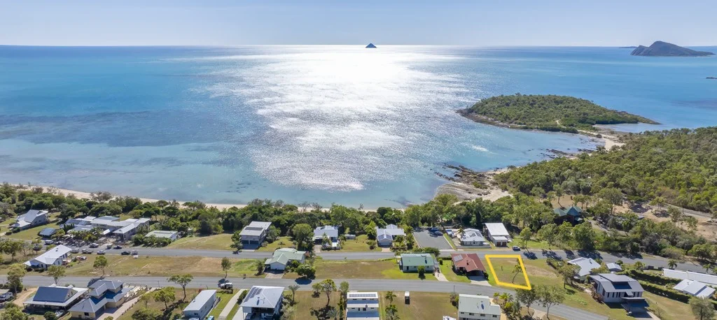7 Gloucester Avenue, Hideaway Bay QLD 4800