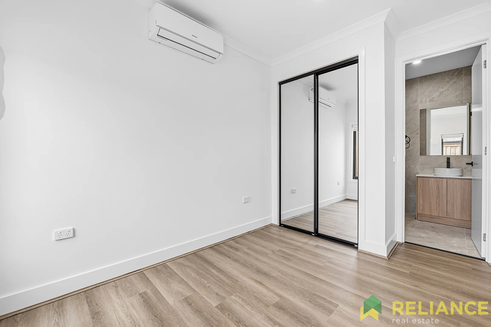 Additional image 13 of 33 Castello Drive, Deanside VIC 3336