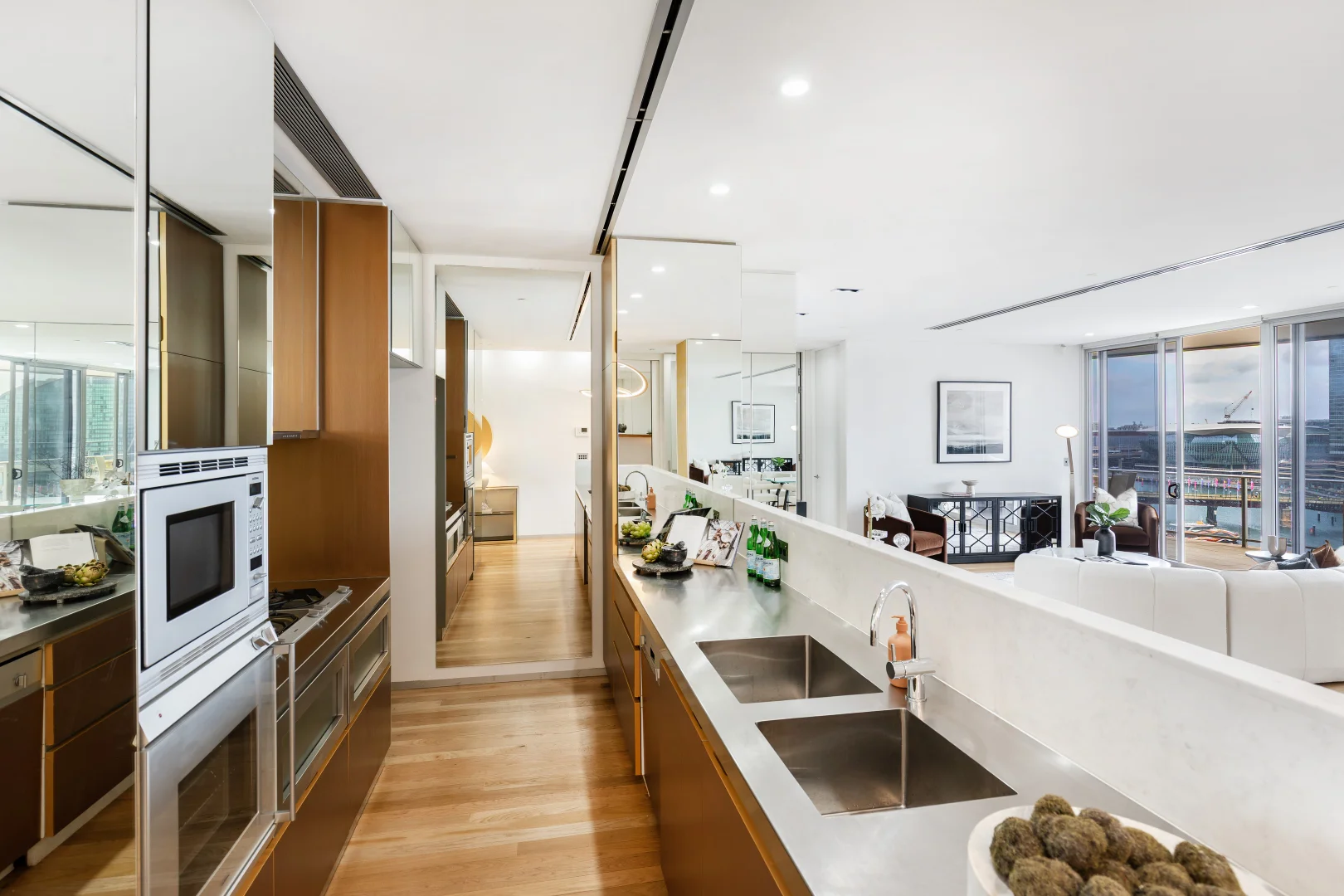 Additional image 9 of 1402/23 Shelley Street, Sydney NSW 2000