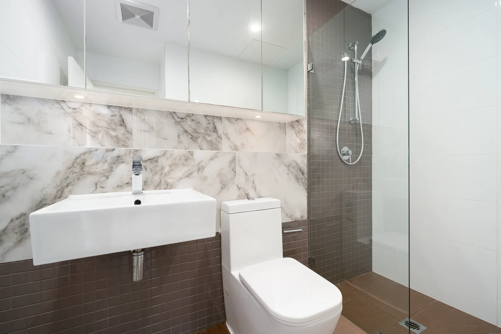 Additional image 5 of 204E/1 Allengrove Crescent, North Ryde NSW 2113