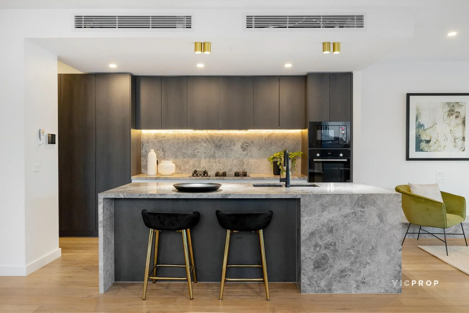 Additional image 4 of 128a Beverley Street, Doncaster East VIC 3109