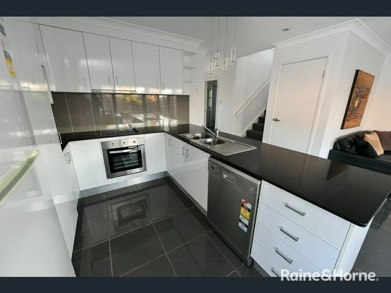 Additional image 4 of 2/1 AGNES STREET, South Gladstone QLD 4680