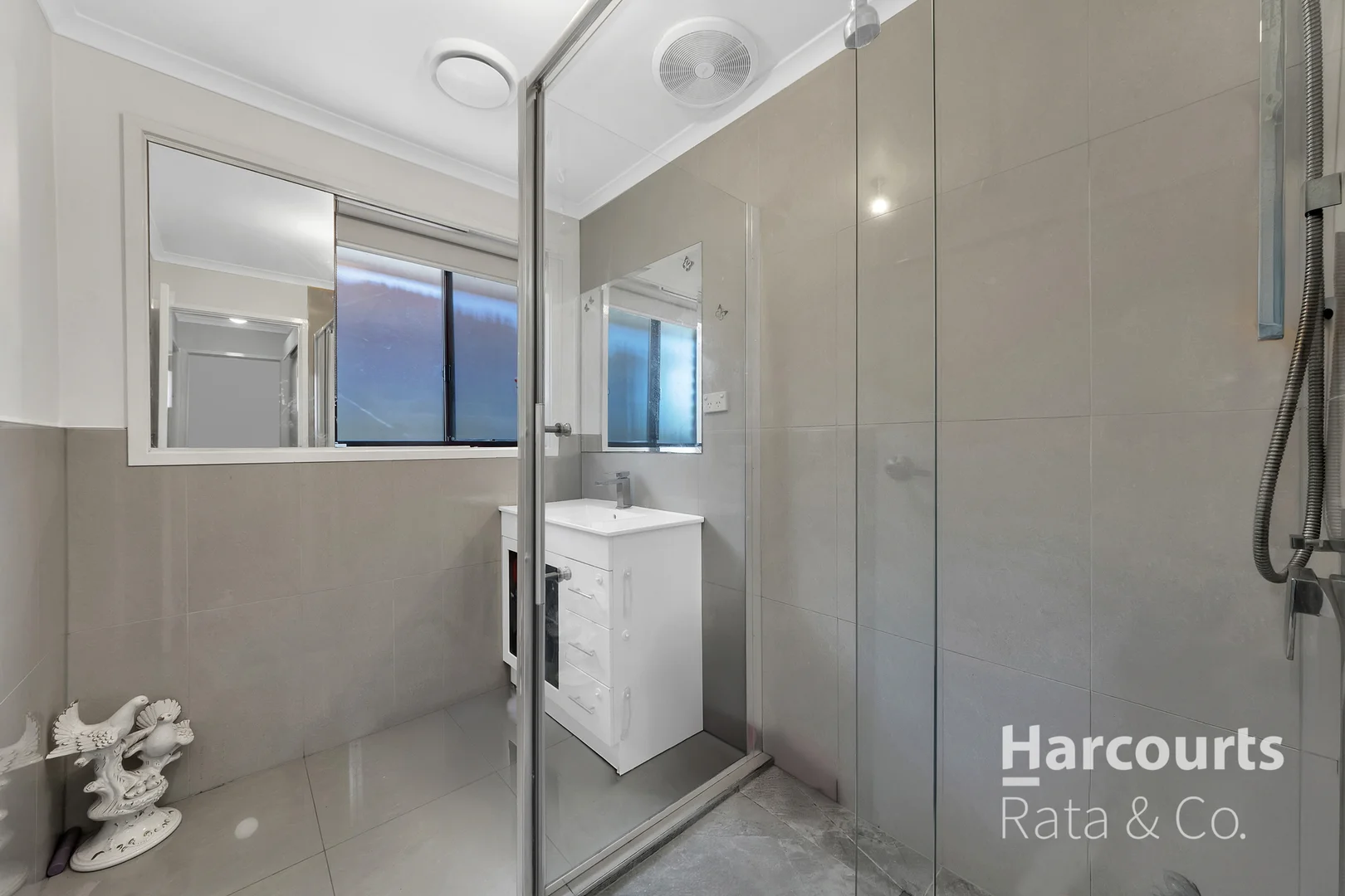 Additional image 15 of 41 Grenda Drive, Mill Park VIC 3082