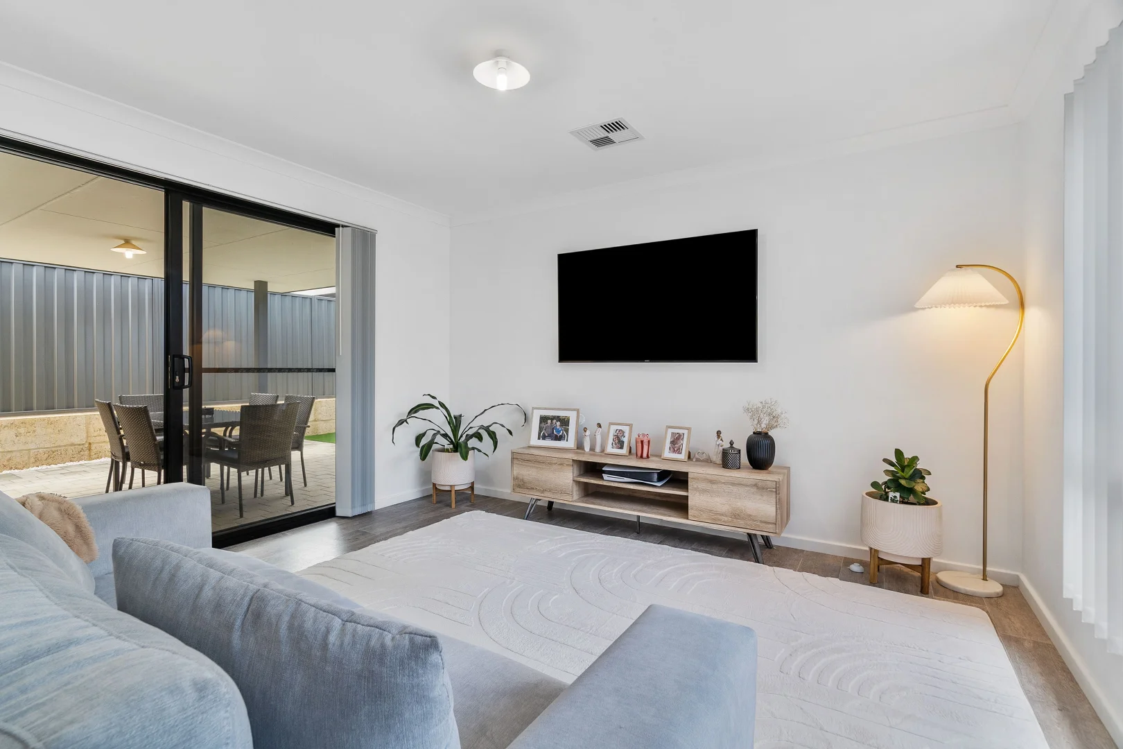 Additional image 6 of 11 Orchardleigh Boulevard, Lakelands WA 6180