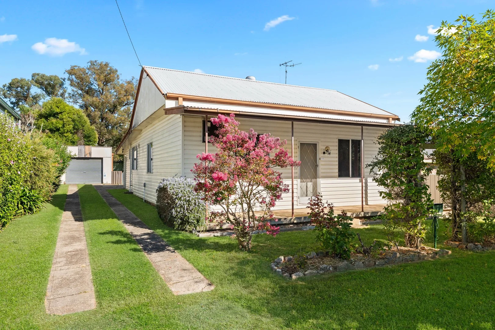 14 Cressy Street, Goulburn NSW 2580