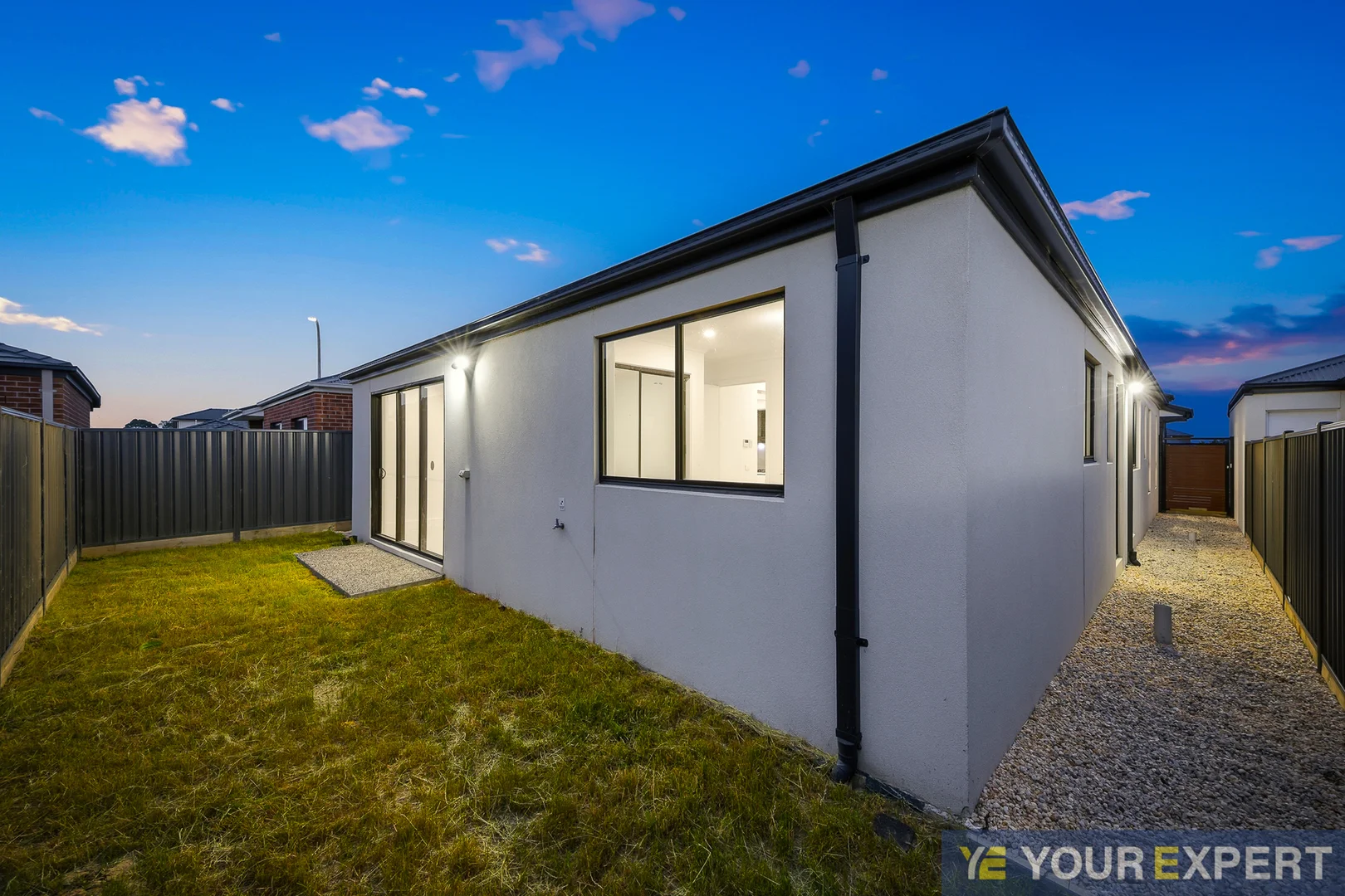 Additional image 24 of 4 Thulian Street, Clyde North VIC 3978