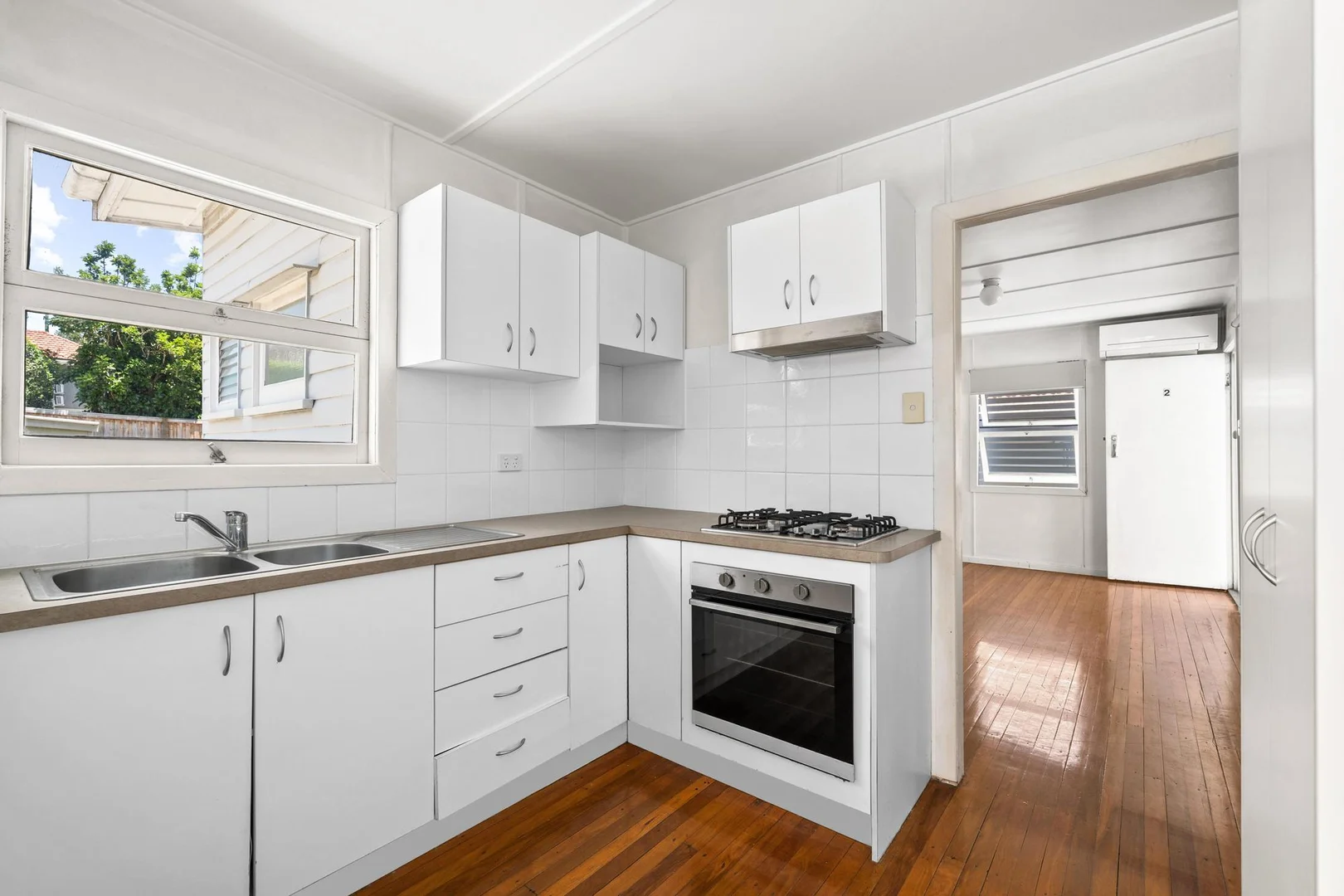 Additional image 12 of 18 Allamanda Street, Fairfield QLD 4103