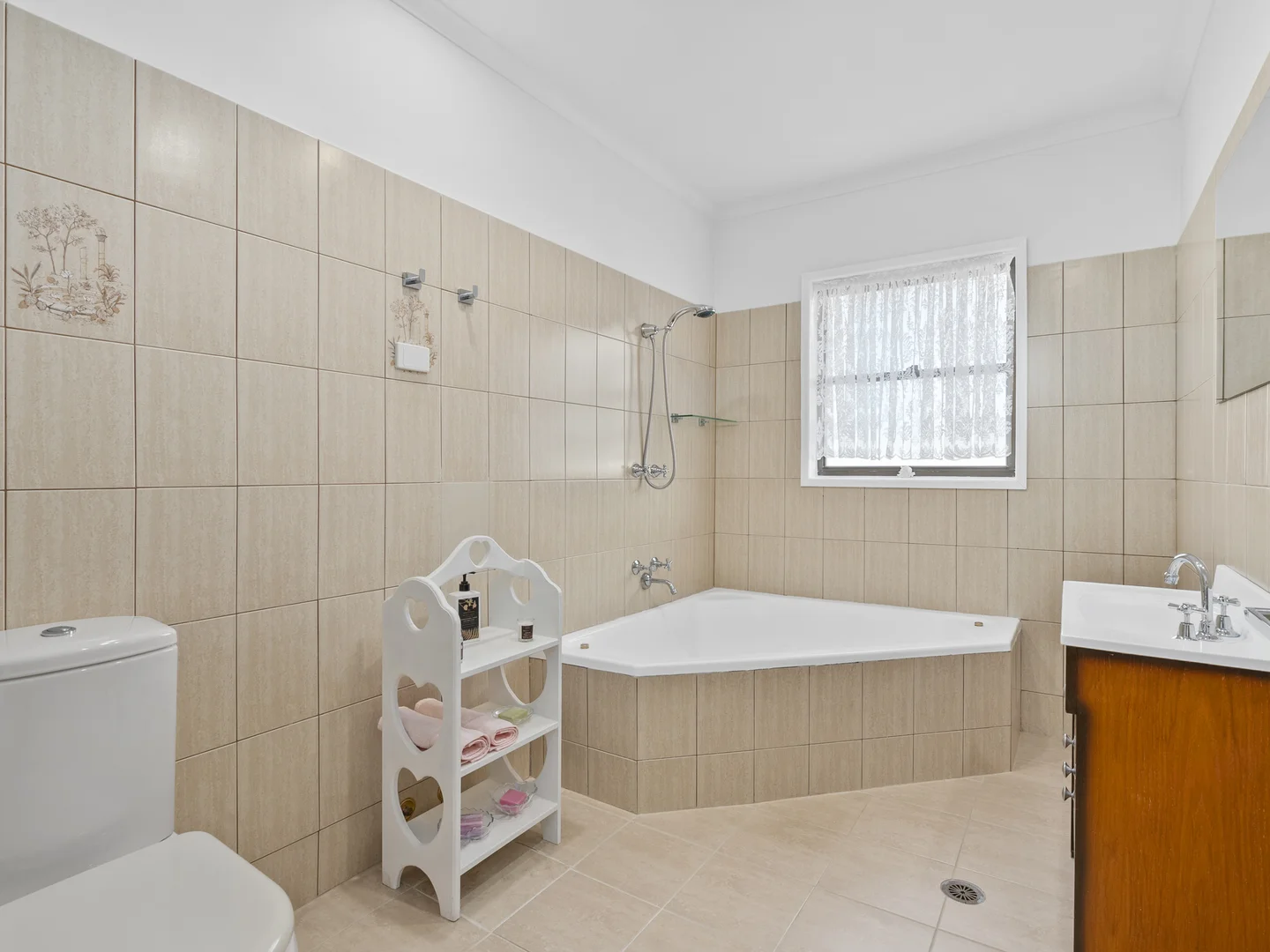 Additional image 18 of 5 Athol White Court, Tocumwal NSW 2714