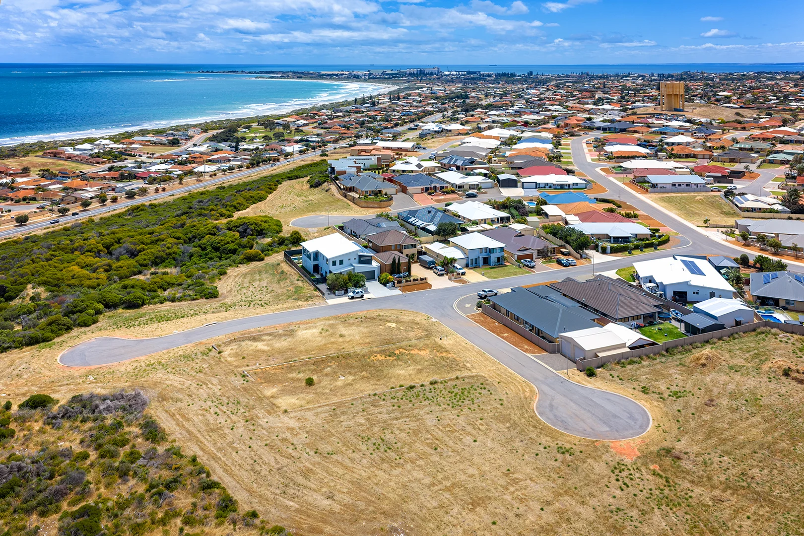 Additional image 16 of 4 Highland Loop, Wandina WA 6530