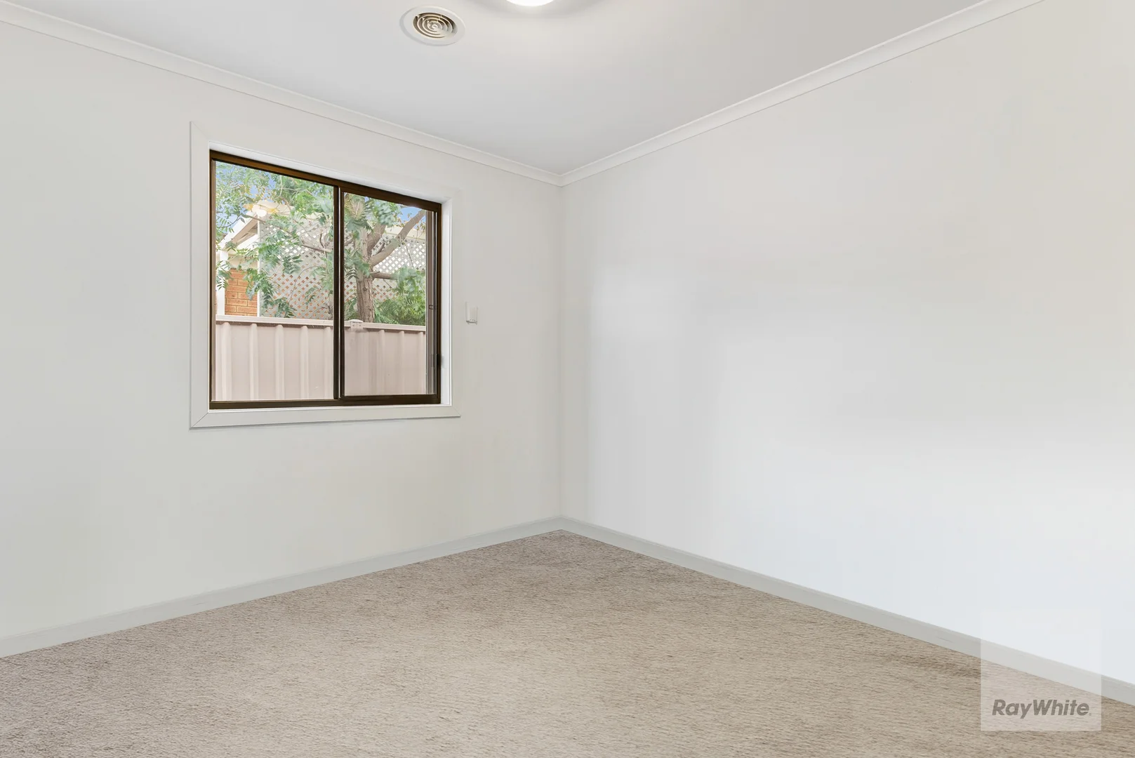 Additional image 17 of 11 Verdon Avenue, Caroline Springs VIC 3023
