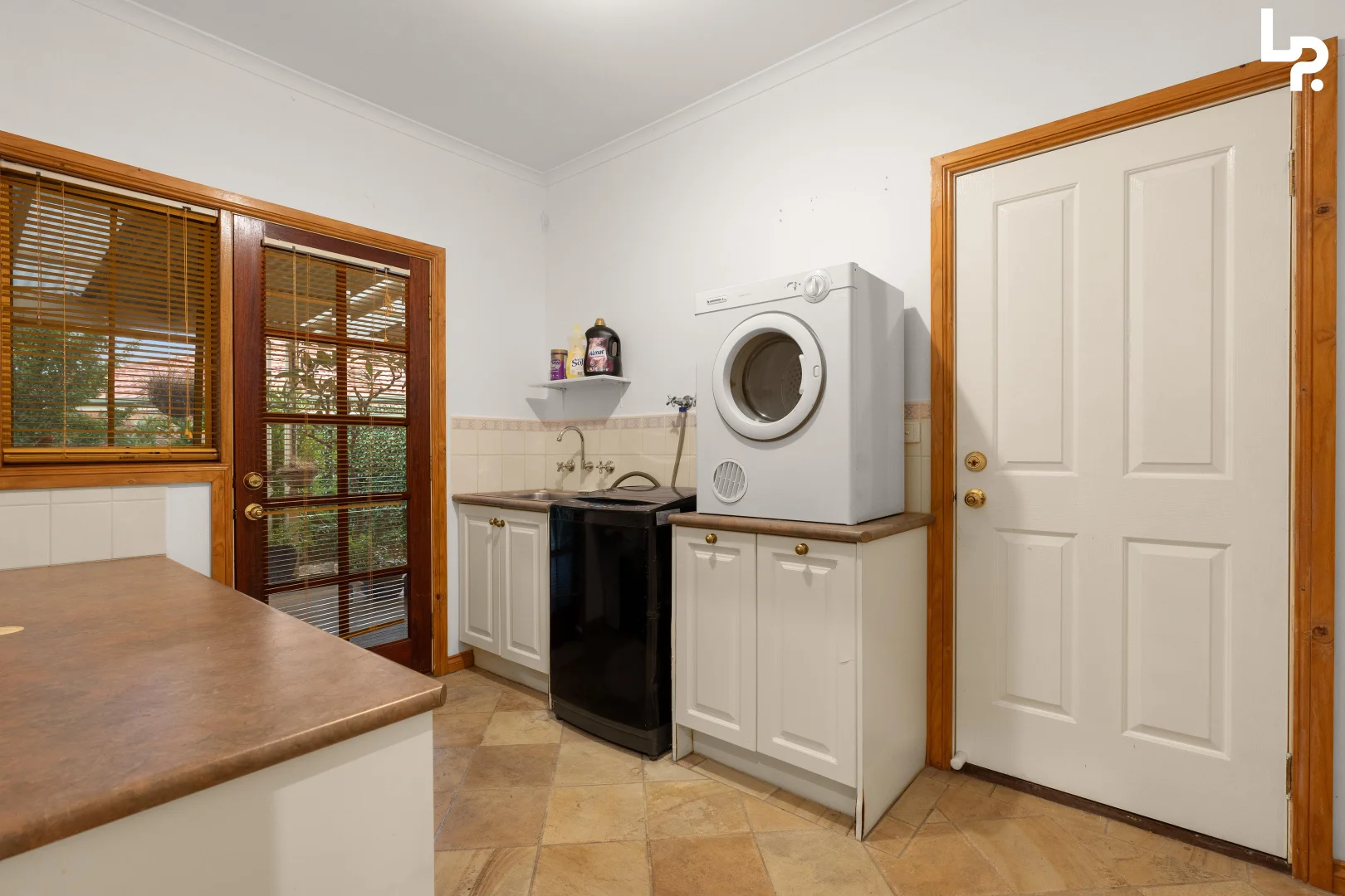 Additional image 20 of 3 Fairholme Boulevard, Berwick VIC 3806