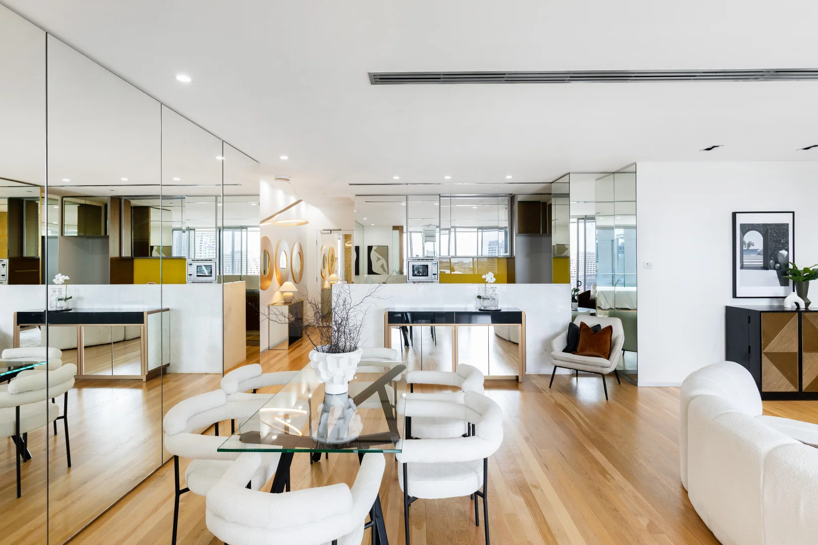 Additional image 11 of 1402/23 Shelley Street, Sydney NSW 2000