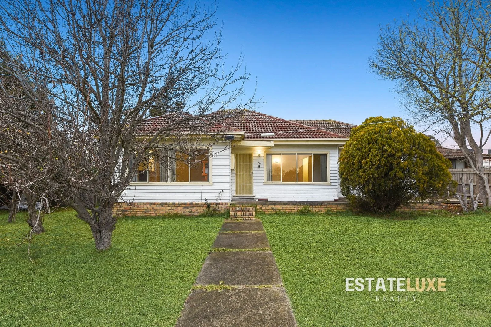 54 Lyall Street, Cranbourne VIC 3977