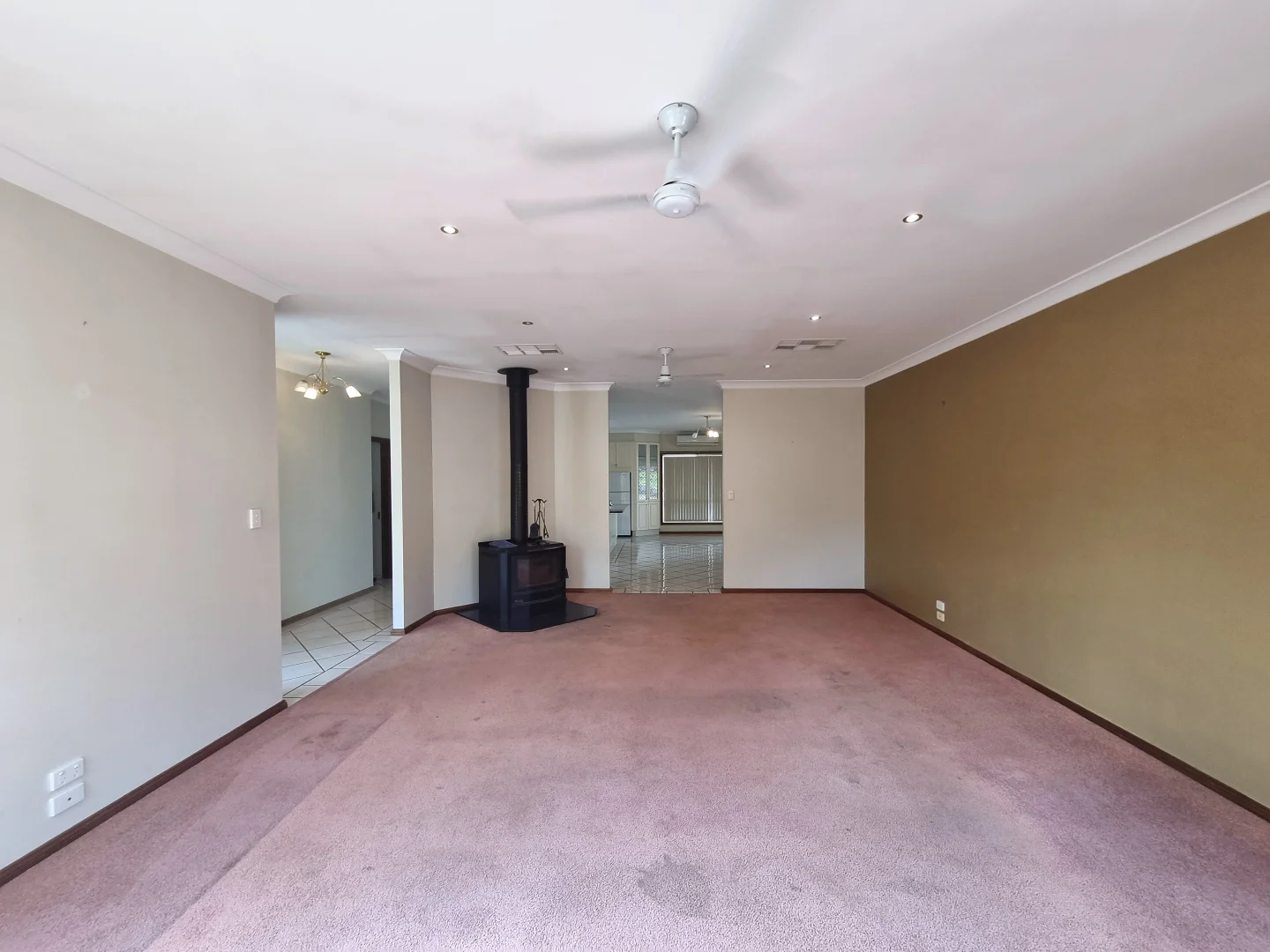 Additional image 5 of 4 Lawson Drive, Gundagai NSW 2722