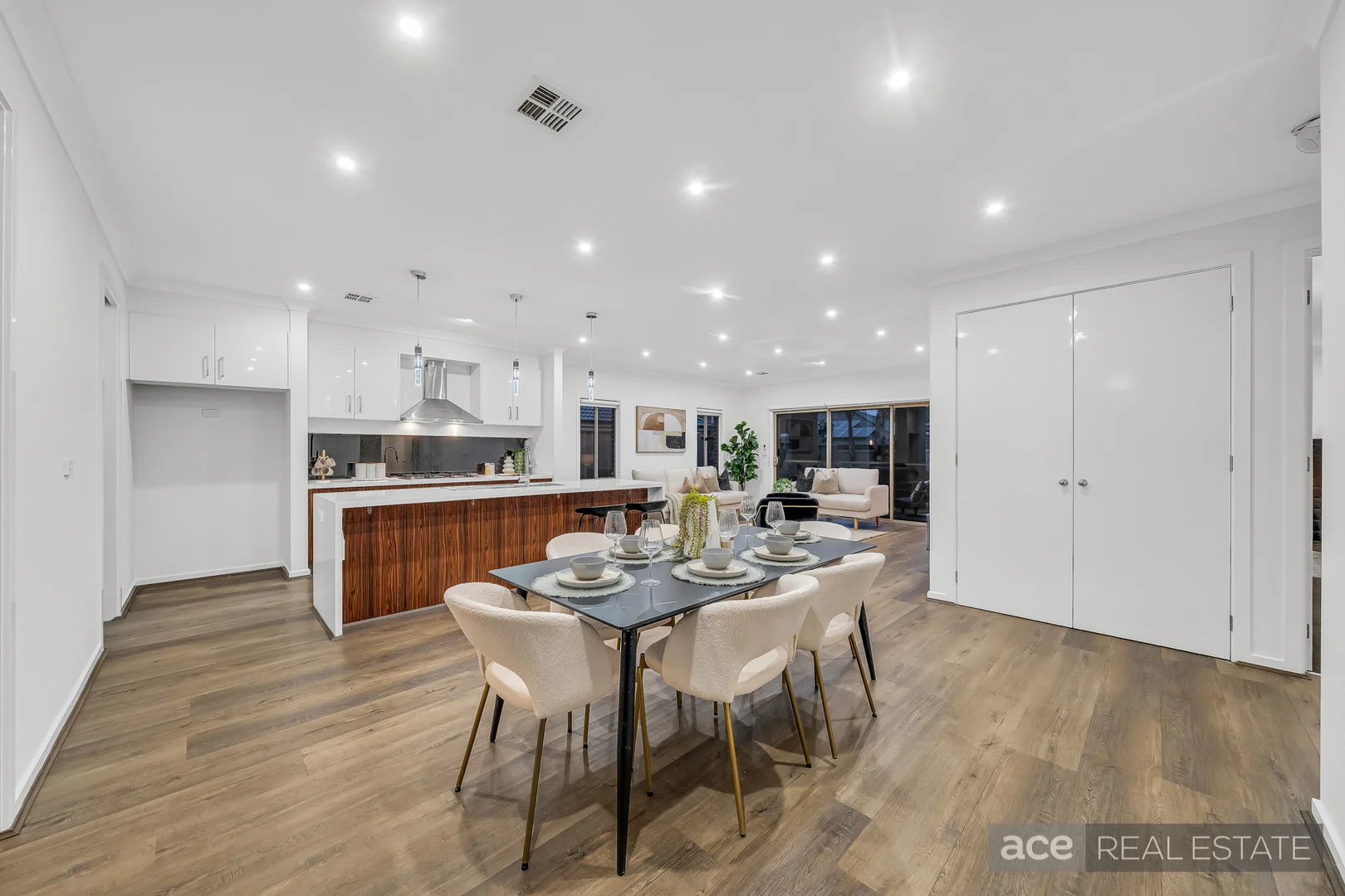 Additional image 4 of 14 Quadrant Drive, Fraser Rise VIC 3336